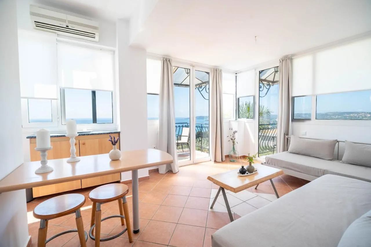 Christoforos Apartments Lourdata  Griechenland