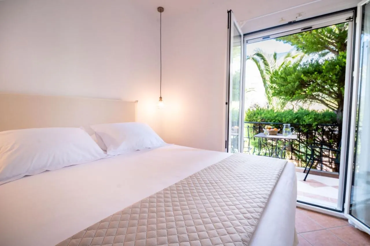 לואורדטה Christoforos Apartments